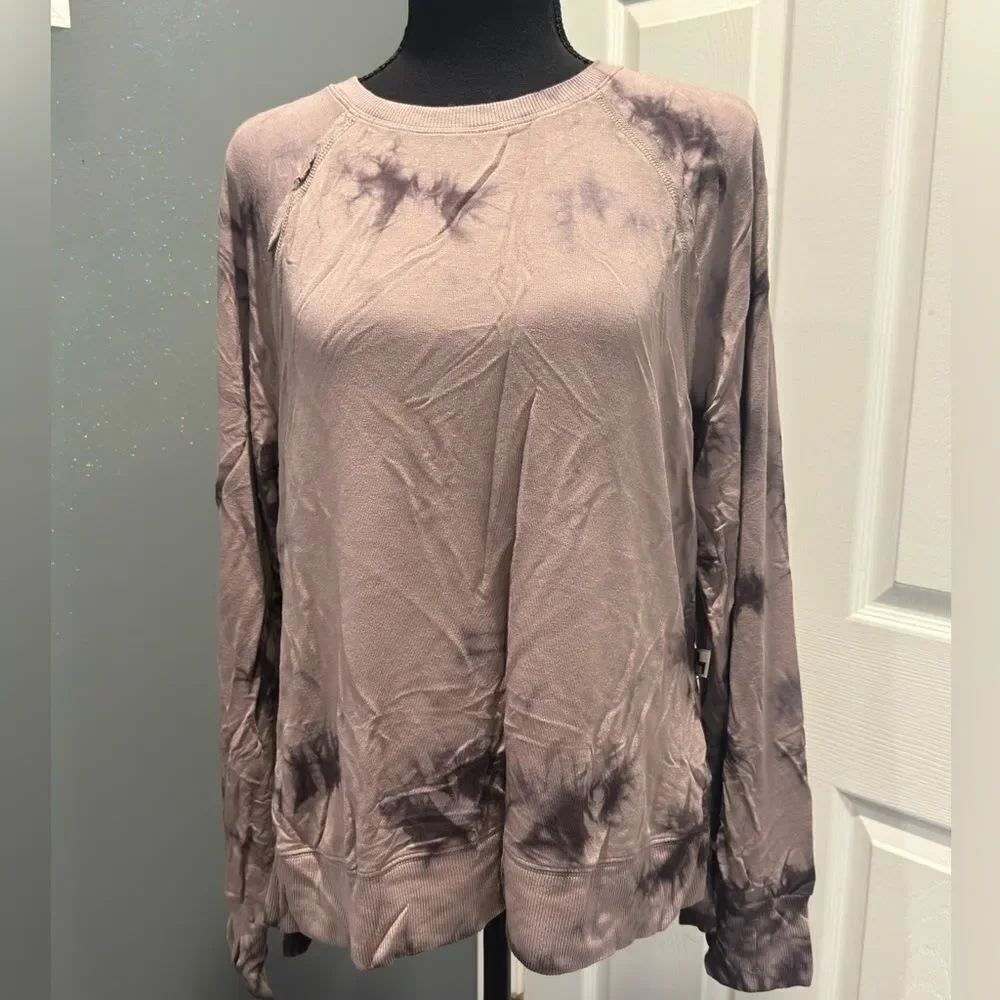 Tie-Dye Long Sleeve Top in size M/L